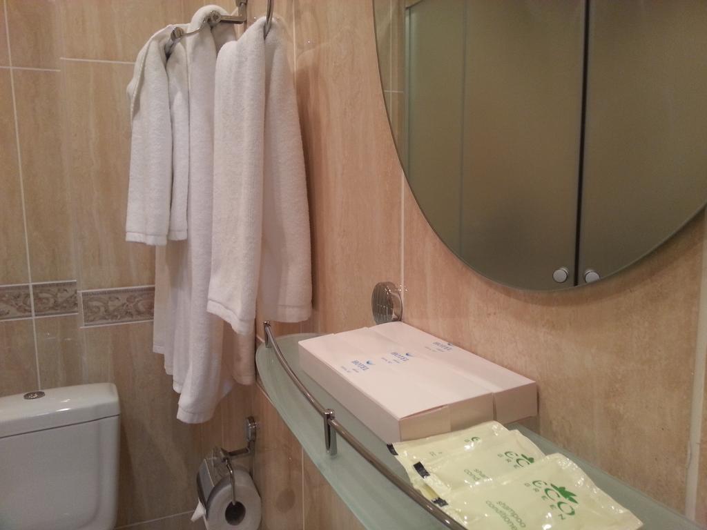 Arien Plaza Hotel Tashkent Phòng bức ảnh